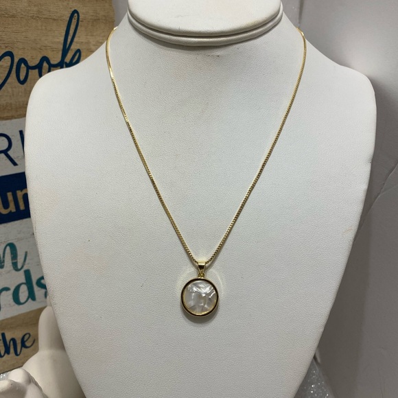 MAAN STATEMENT NECKLACE - Picture 6 of 12